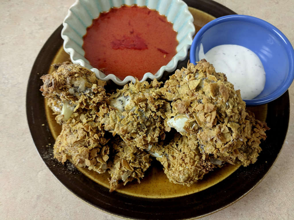 Cover Image for FOOD REVIEW - CRISPY BUFFALO CAULIFLOWER WINGS FROM "IT DOESN'T TASTE LIKE CHICKEN"